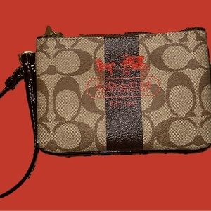 COACH Wristlet EUC